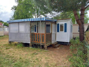 D005 Mobil home avec terrasse dans un camping 3 étoiles